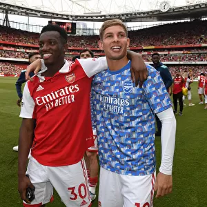 Arsenal's Nketiah and Smith Rowe Celebrate Victory Over Everton in Premier League Showdown (2021-22)