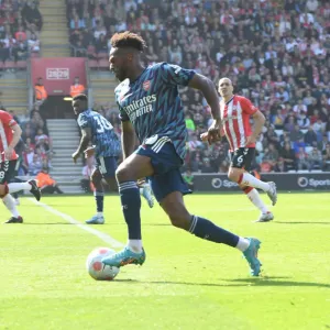 Arsenal's Nuno Tavares in Action against Southampton in Premier League Clash (2021-22)
