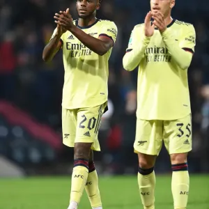 Arsenal's Nuno Tavares Celebrates Carabao Cup Victory with Fans Arsenal's Nuno Tavares Celebrates Carabao Cup Victory with Fans
