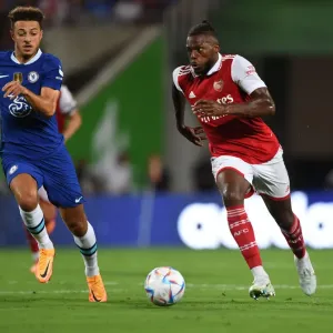 Arsenal's Nuno Tavares Outmaneuvers Chelsea's Ethan Ampadu in Florida Cup Clash