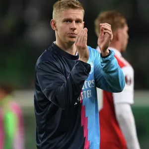 Arsenal's Oleksandr Zinchenko Celebrates Europa League Victory with Fans