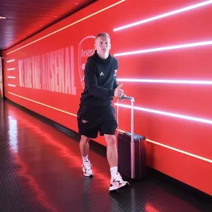 Arsenal's Oleksandr Zinchenko Prepares for Carabao Cup Clash Against Brighton & Hove Albion
