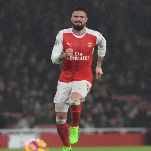Arsenal's Olivier Giroud in Action: Arsenal vs. Watford (2016-17)