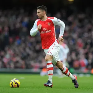 Arsenal's Olivier Giroud in Action Against Aston Villa, Premier League 2014-15