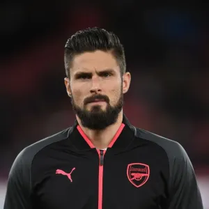 Arsenal's Olivier Giroud Readies for BATE Borisov Clash in Europa League