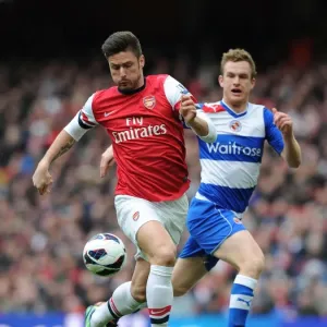 Arsenal's Olivier Giroud Scores Past Reading's Alex Pearce - Premier League 2012-13