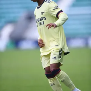 Arsenal's Omari Hutchinson in Action during Pre-Season Clash against Hibernian (2021-22)