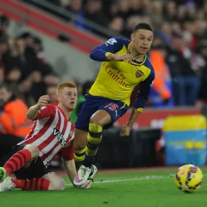 Arsenal's Oxlade-Chamberlain Outwits Southampton's Reed in Premier League Clash (January 2015)