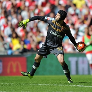 Arsenal's Petr Cech in Action: Arsenal vs. Chelsea - FA Community Shield 2015-16