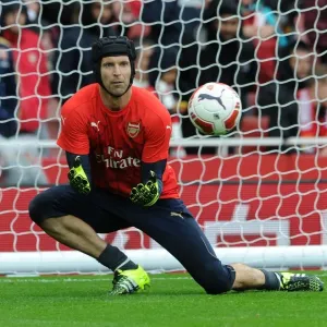 Arsenal's Petr Cech Gears Up for Arsenal v VfL Wolfsburg - Emirates Cup 2015/16