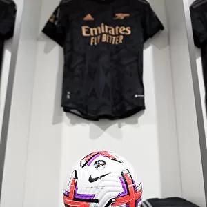 Arsenal's Pre-Match Preparation at Anfield: The Nike Flight Aerowsculpt Hi-Vis Premier League Ball