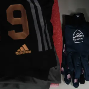 Arsenal's Pre-Match Preparations: Juventus vs Arsenal, UEFA Women's Champions League, Turin 2022 Arsenal's Pre-Match Preparations: Juventus vs Arsenal, UEFA Women's Champions League, Turin 2022