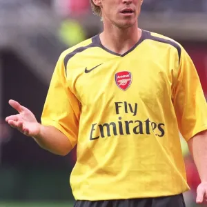 Arsenal's Pre-Season Triumph: A 3-0 Victory Over AZ Alkmaar (2006-07) Arsenal's Pre-Season Triumph: A 3-0 Victory Over AZ Alkmaar (2006-07)