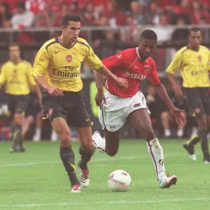 Arsenal's Pre-Season Triumph: A 3-0 Victory Over AZ Alkmaar (2006-07) Arsenal's Pre-Season Triumph: A 3-0 Victory Over AZ Alkmaar (2006-07)