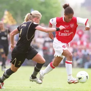 Arsenal's Rachel Yankey vs. Umea's Anna Paulson: UEFA Cup Final Showdown, Arsenal Ladies vs. Umea IK (2007) Arsenal's Rachel Yankey vs. Umea's Anna Paulson: UEFA Cup Final Showdown, Arsenal Ladies vs. Umea IK (2007)