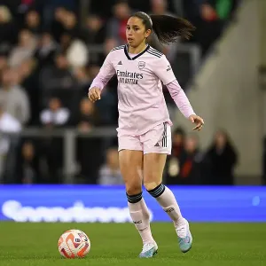 Arsenal's Rafaelle Souza Faces Off Against Manchester United in FA Women's Super League Clash Arsenal's Rafaelle Souza Faces Off Against Manchester United in FA Women's Super League Clash
