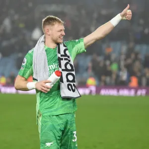 Arsenal's Ramsdale Gives Thumbs Up to Leeds Fans After Intense Premier League Clash