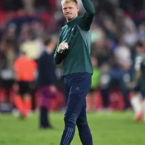 Arsenal's Ramsdale Reacts: Sevilla vs. Arsenal in Champions League Group B (2023-24) Arsenal's Ramsdale Reacts: Sevilla vs. Arsenal in Champions League Group B (2023-24)