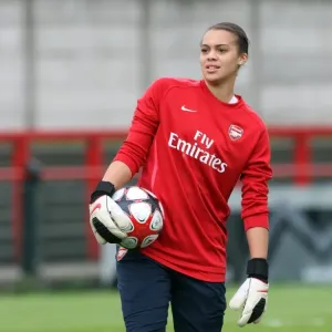 Arsenal's Rebecca Spencer Shines in 9-0 UEFA Women's Champions League Victory over ZFK Masinac Arsenal's Rebecca Spencer Shines in 9-0 UEFA Women's Champions League Victory over ZFK Masinac