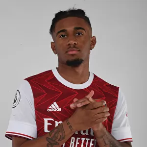 Arsenal's Reiss Nelson Gears Up for 2020-21 Season in Training