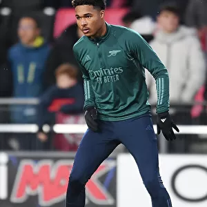 Arsenal's Reuell Walters Warming Up Ahead of PSV Eindhoven Clash in 2023-24 UEFA Champions League