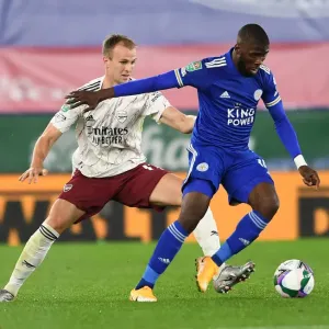 Arsenal's Rob Holding Closes In on Leicester's Kelechi Iheanacho in Carabao Cup Clash