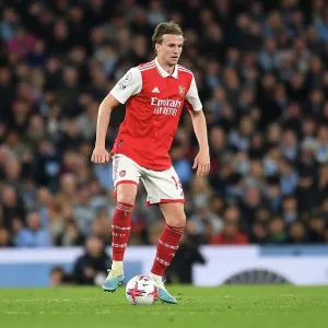 Arsenal's Rob Holding Faces Manchester City in Premier League Showdown (2022-23) Arsenal's Rob Holding Faces Manchester City in Premier League Showdown (2022-23)