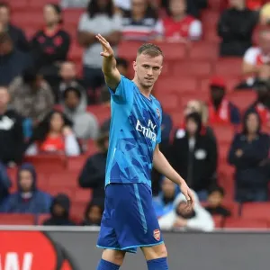 Arsenal's Rob Holding Gears Up for Arsenal v Benfica at Emirates Cup
