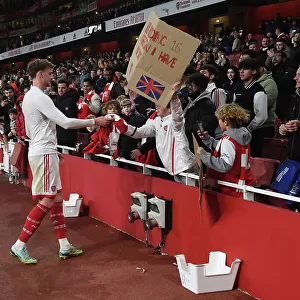 Arsenal's Rob Holding Gifts Shirt to Fan after Carabao Cup Win vs Brighton & Hove Albion