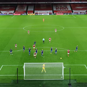 Arsenal's Rob Holding Heads Against the Post: Arsenal vs Southampton, Premier League 2020-21
