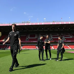 Arsenal's Rob Holding Scouts Nottingham Forest Pitch Ahead of Premier League Clash