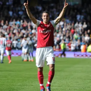Arsenal's Robin van Persie Celebrates Win Against West Bromwich Albion (2011-12) Arsenal's Robin van Persie Celebrates Win Against West Bromwich Albion (2011-12)