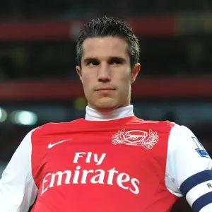 Arsenal's Robin van Persie Prepares for FA Cup Clash Against Aston Villa