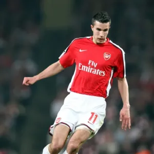 Arsenal's Robin van Persie Scores Hat-Trick: 3-0 Crushing Victory over Villarreal in UEFA Champions League Quarterfinals