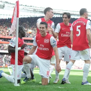 Arsenal's Robin van Persie Scores Second Goal Against Tottenham Hotspur in 2011-12 Premier League Match