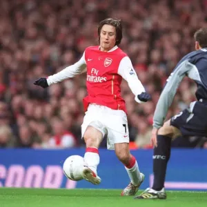 Arsenal's Rosicky and Hunt Clash in FA Cup Draw: 1-1 Stalemate at Emirates Stadium, 2007 Arsenal's Rosicky and Hunt Clash in FA Cup Draw: 1-1 Stalemate at Emirates Stadium, 2007