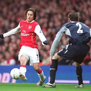 Arsenal's Rosicky and Hunt Clash in FA Cup Draw: 1-1 Stalemate at Emirates Stadium, 2007