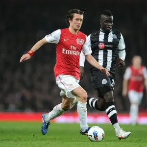 Arsenal's Rosicky Outwits Tiote: A Premier League Showdown (2011-12) Arsenal's Rosicky Outwits Tiote: A Premier League Showdown (2011-12)