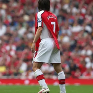 Arsenal's Rosicky Shines: 4-0 Crush of Wigan Athletic in Premier League