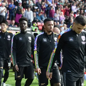 Arsenal's Saka and Jesus Prepare for Southampton Showdown in Premier League 2022-23