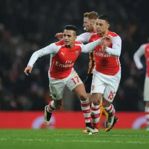 Arsenal's Sanchez and Oxlade-Chamberlain Celebrate FA Cup Goals vs Hull City (2014-15)