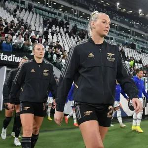 Arsenal's Stina Blackstenius Faces Juventus in UEFA Women's Champions League Group C Showdown Arsenal's Stina Blackstenius Faces Juventus in UEFA Women's Champions League Group C Showdown