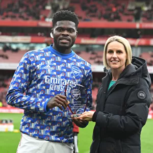 Arsenal's Thomas Partey Receives Player of the Month Award Before Arsenal vs Leicester City