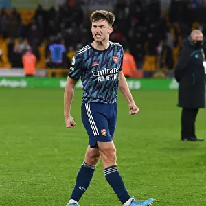 Arsenal's Tierney Leads Celebrations After Hard-Fought Victory Over Wolverhampton Wanderers