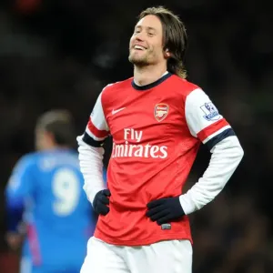 Arsenal's Tomas Rosicky in Action against Hull City (2013-14)