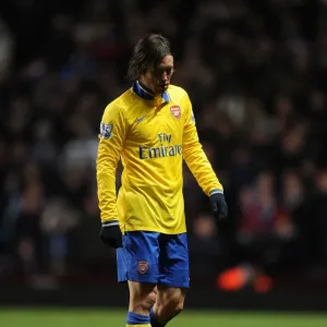 Arsenal's Tomas Rosicky Suffers Injury During Aston Villa vs Arsenal (2013-14) Arsenal's Tomas Rosicky Suffers Injury During Aston Villa vs Arsenal (2013-14)