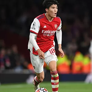 Arsenal's Tomiyasu in Action: Premier League 2021-22 - Arsenal vs. Crystal Palace