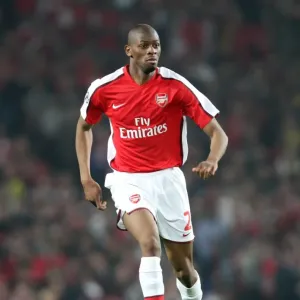 Arsenal's Triumph: Diaby's Dominance in Arsenal's 3-0 UEFA Champions League Quarterfinal Victory over Villarreal (15/4/09)