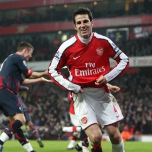 Arsenal's Triumph: 4-2 Victory Over Bolton Wanderers (2010) Arsenal's Triumph: 4-2 Victory Over Bolton Wanderers (2010)