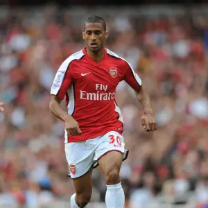 Arsenal's Triumph: Armand Traore Shines in 3-0 Victory over Rangers, Emirates Cup 2009